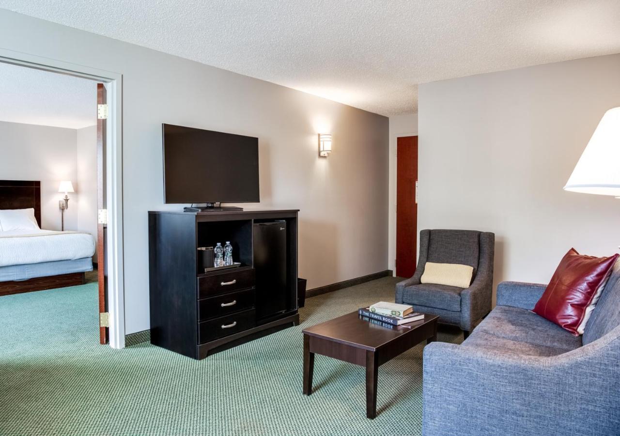 Hotel One75 Hamilton Extérieur photo