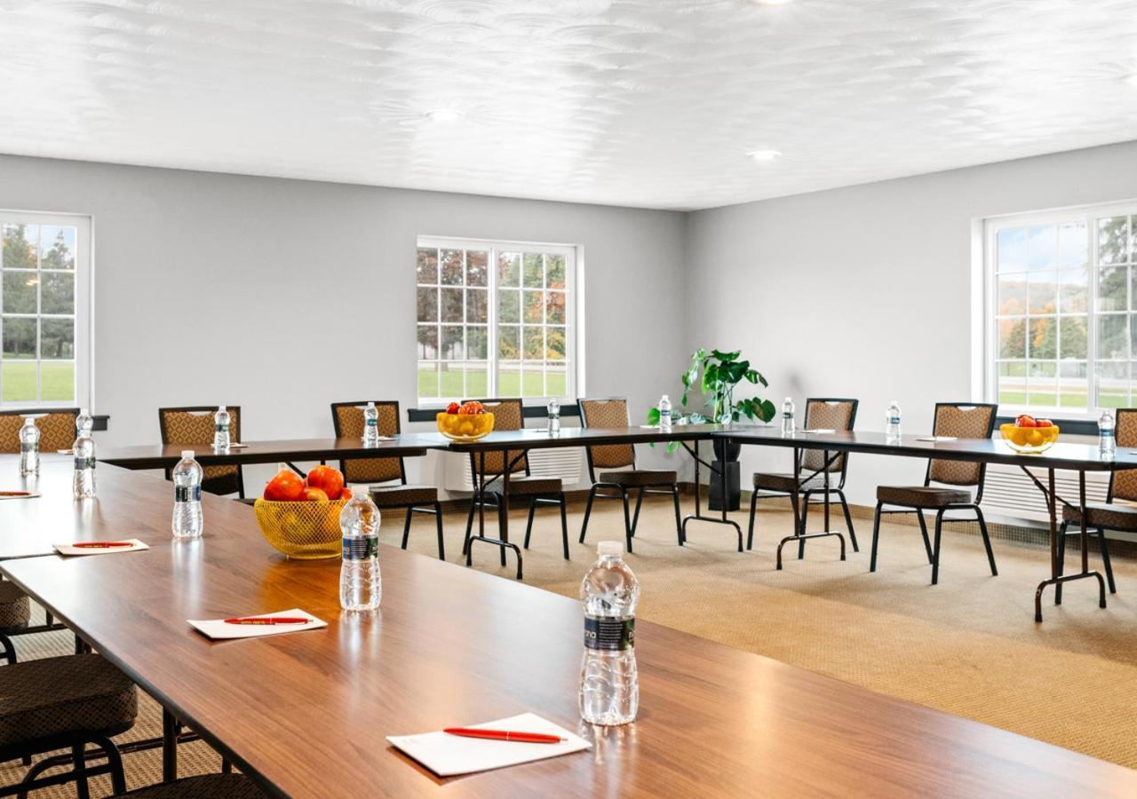 Hotel One75 Hamilton Extérieur photo